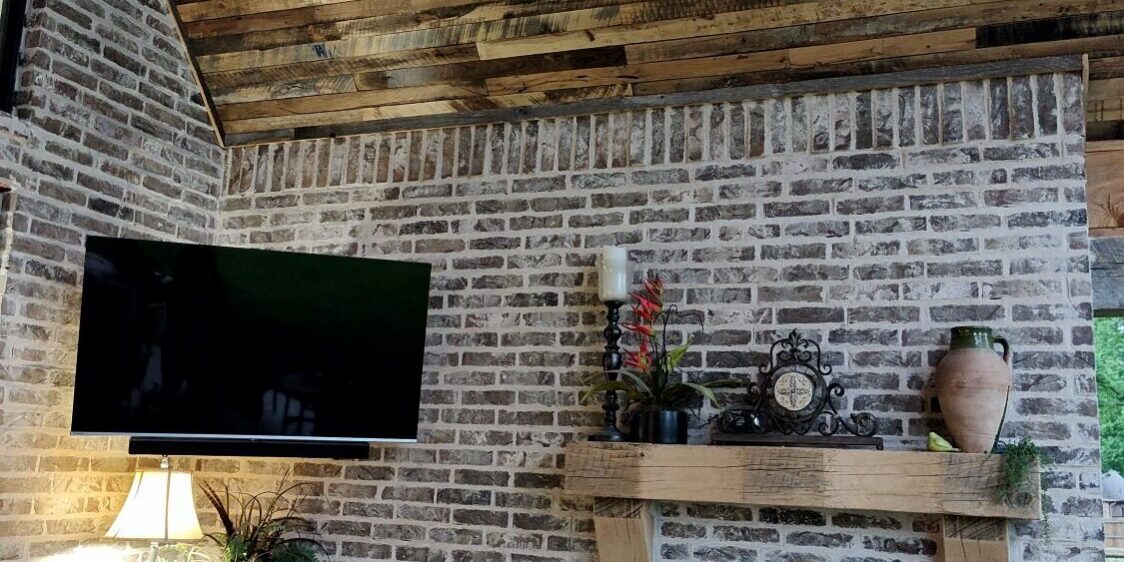 Back patio fireplace-web
